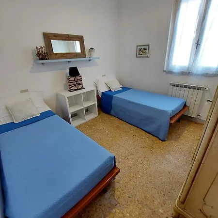 La Casa Rosa Al Mare Hébergement de vacances Viareggio