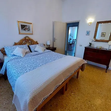 La Casa Rosa Al Mare Ferienhaus