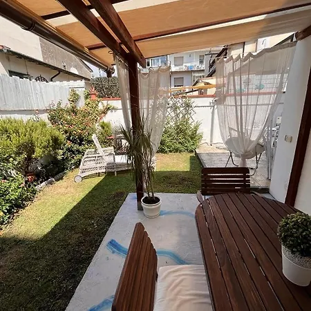 La Casa Rosa Al Mare